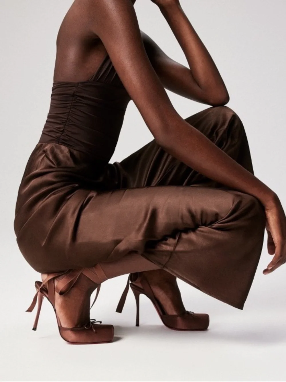 Christian Louboutin Cassia Lace Up Satin Pumps in Nude 8 - size 39.5 - Picture 4 of 12